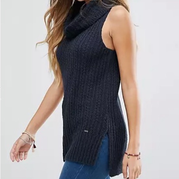 Hollister Rollneck Sleeveless Knit Jumper - Picture 1 of 7